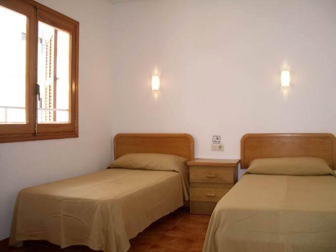 Apartamentos Mira Mola Figueretas Habitación foto